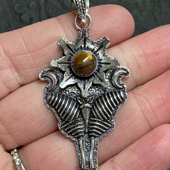 Tigers Eye Flower Luna Moth Sun Crescent Moon Mystic Pendant - Picture 3 of 6